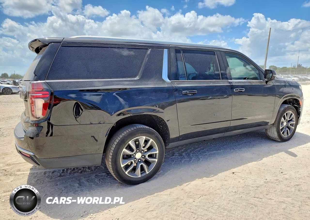 2021 Chevrolet Suburban 2Wd Lt VIN:1GNSCCKD2MR371560 - 3