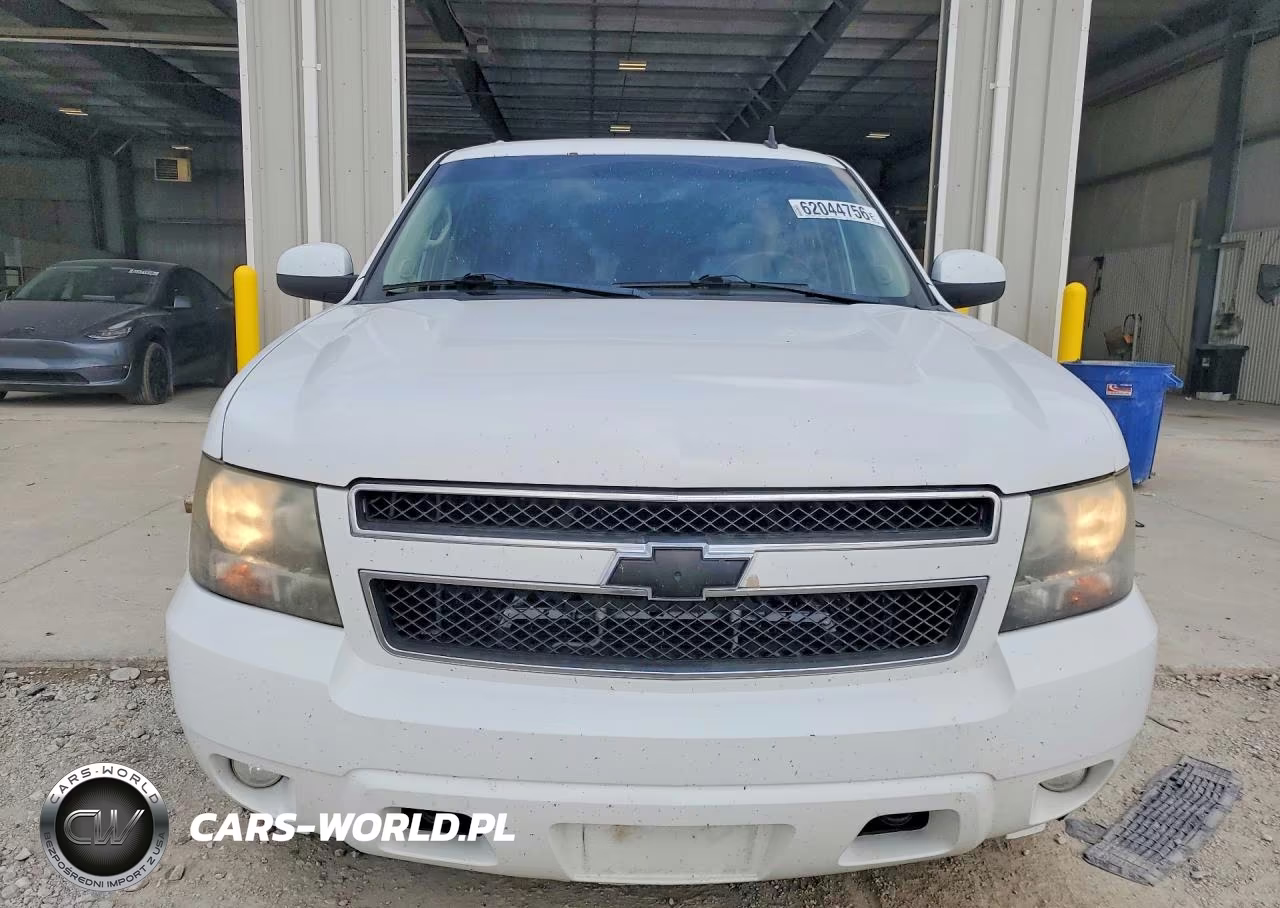 2011 Chevrolet Suburban K1500 Lt VIN:1GNSKJE39BR402312 - 5