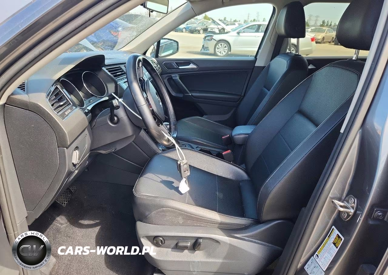 2018 Volkswagen Tiguan Se VIN:3VV3B7AX0JM061652 - 7