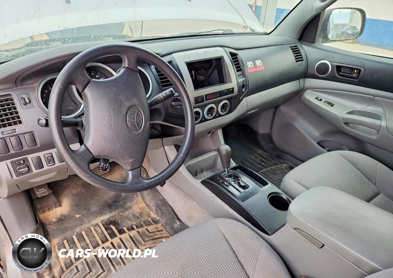 2005 Toyota Tacoma Access Cab VIN:5TEUU42N05Z029821 - 8