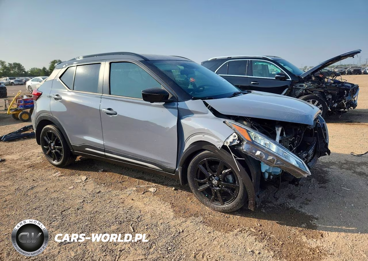 2021 Nissan Kicks Sr VIN:3N1CP5DV5ML535235 - 4