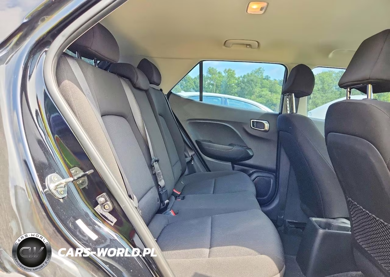 2021 Hyundai Venue Se VIN:KMHRB8A32MU089878 - 11