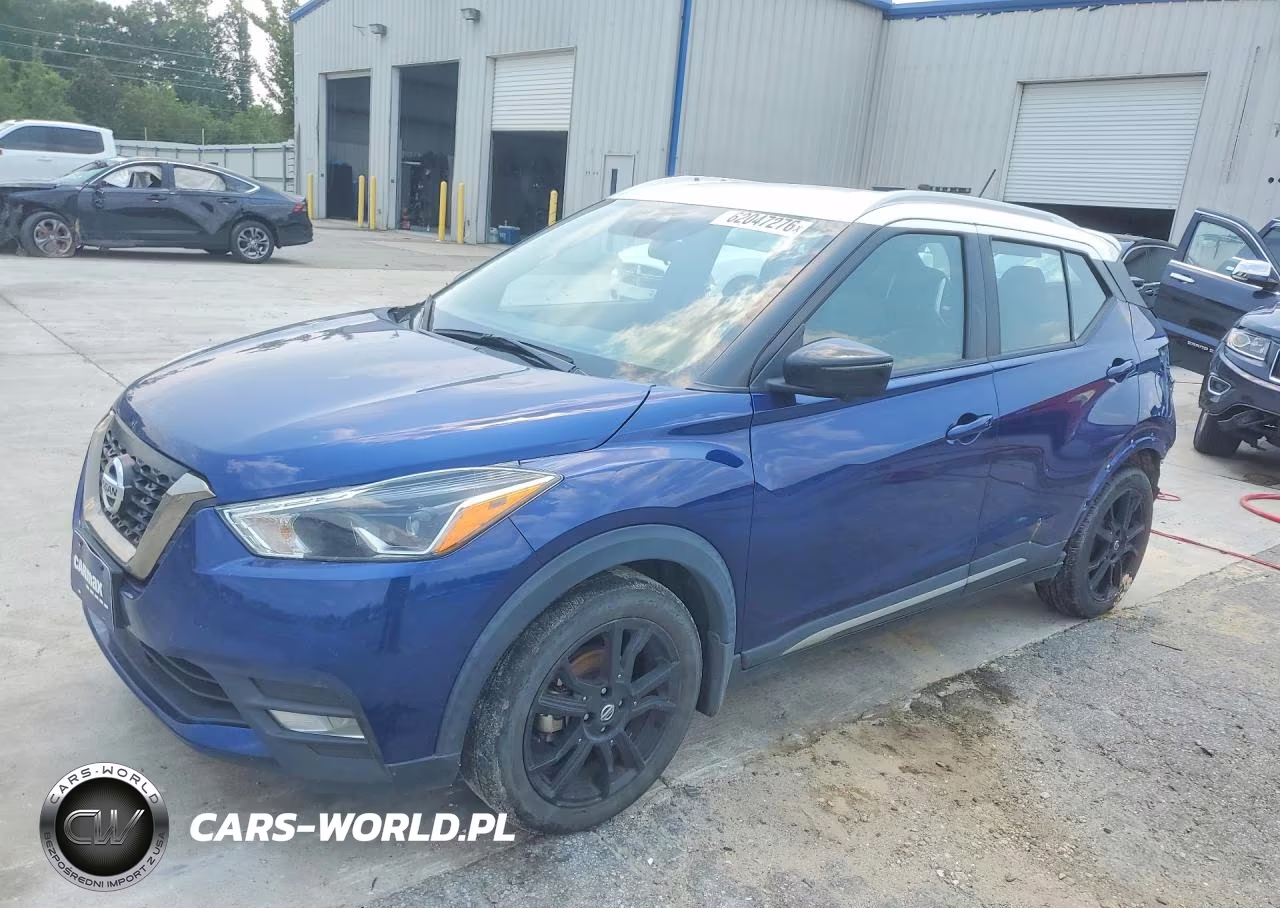 2020 Nissan Kicks Sr