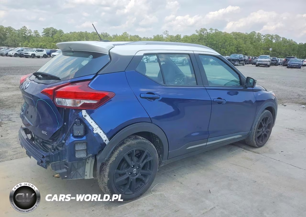 2020 Nissan Kicks Sr VIN:3N1CP5DV6LL550132 - 3