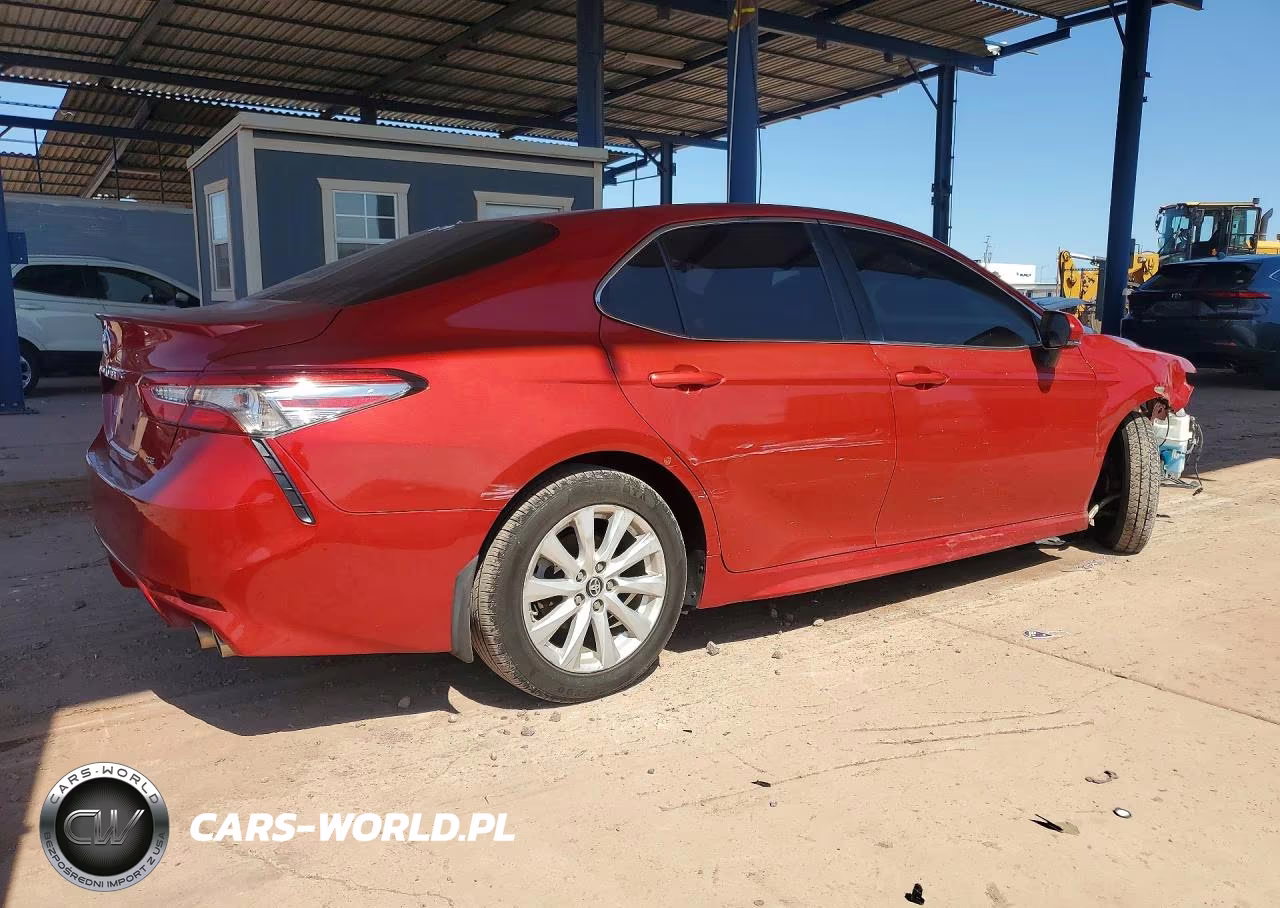 2019 Toyota Camry L VIN:4T1B11HK8KU267153 - 3