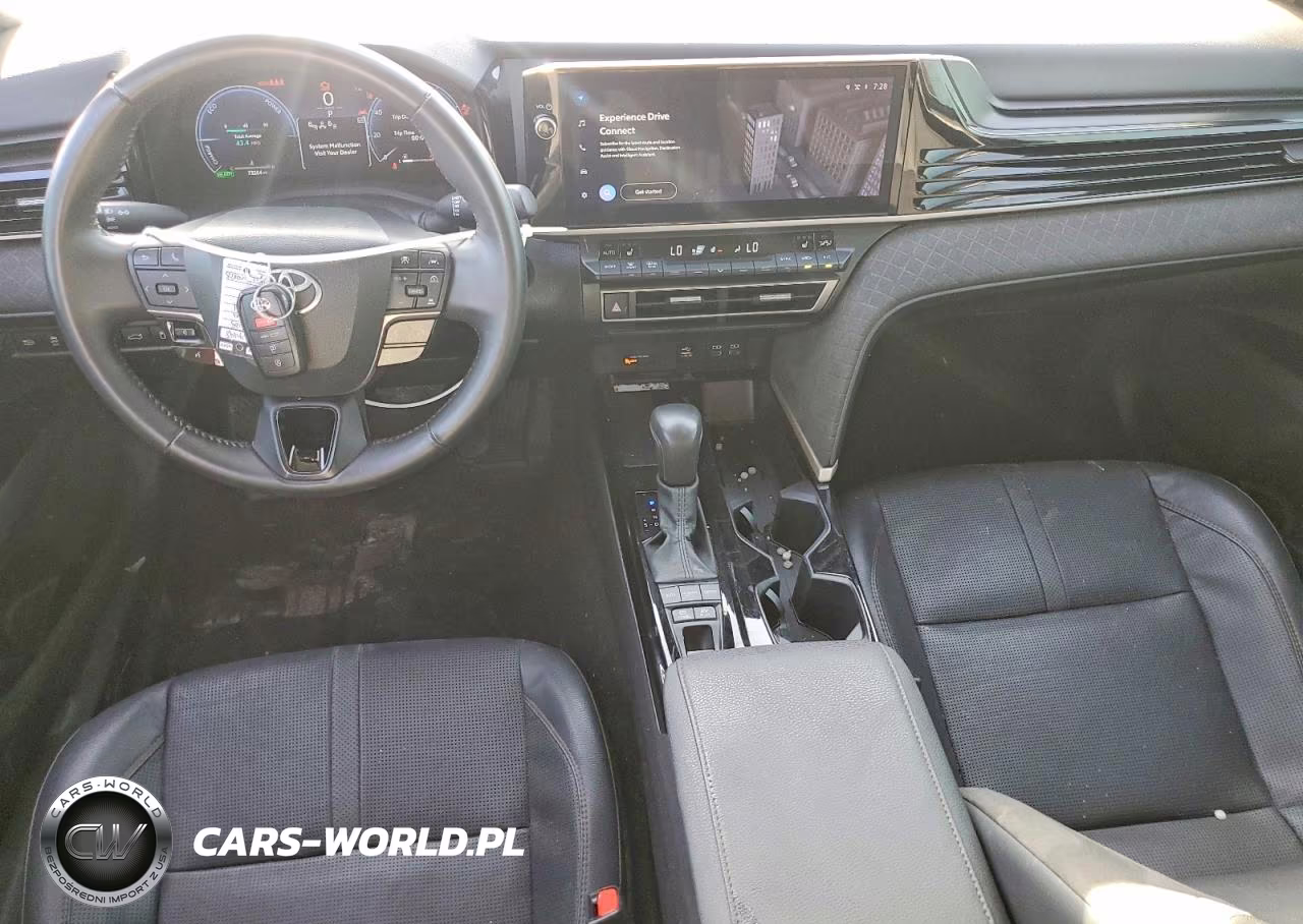2025 Toyota Camry Xle VIN:4T1DAACK0SU510745 - 8