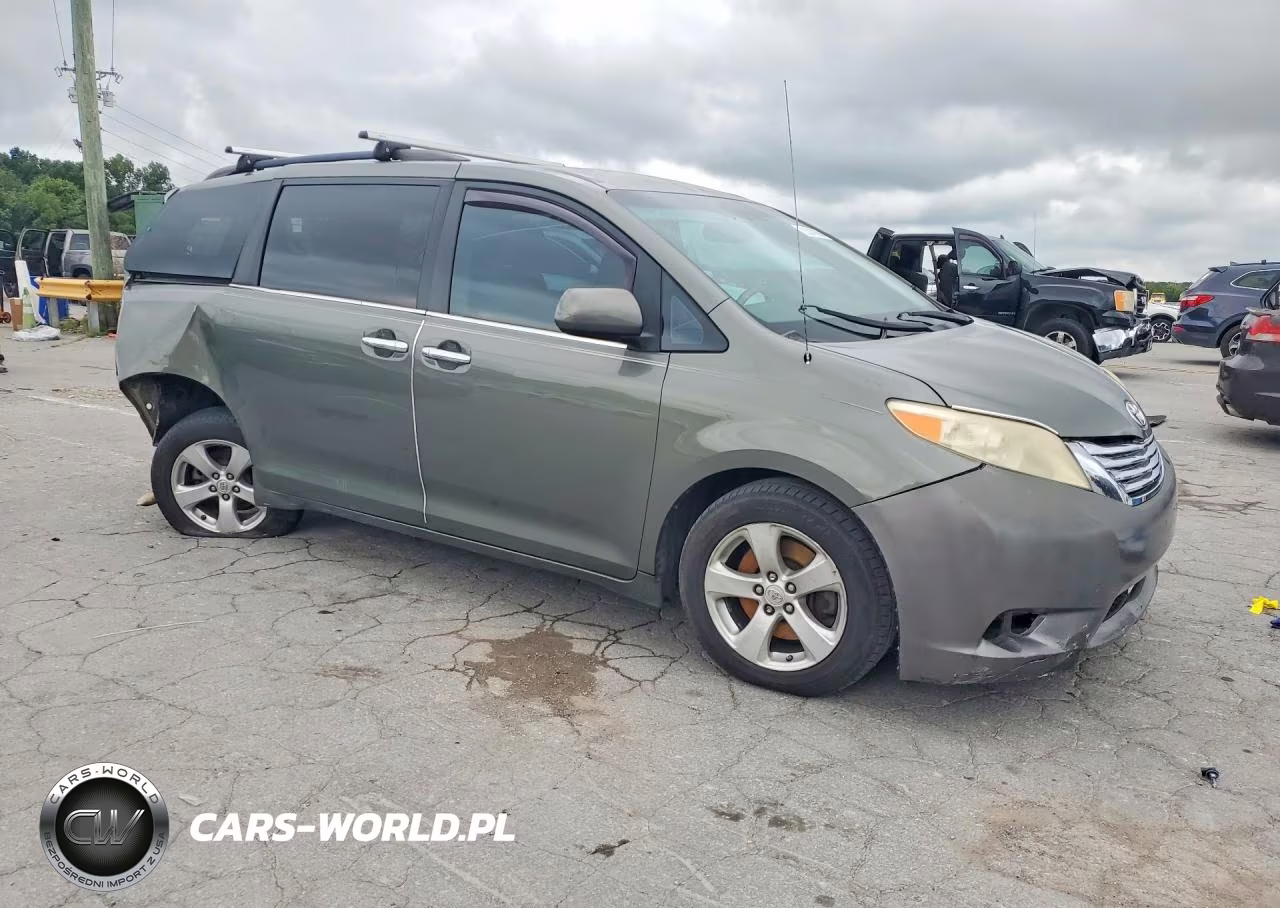 2011 Toyota Sienna Le VIN:5TDKK3DC3BS125180 - 4