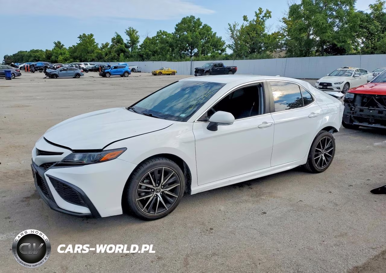 2022 Toyota Camry Se