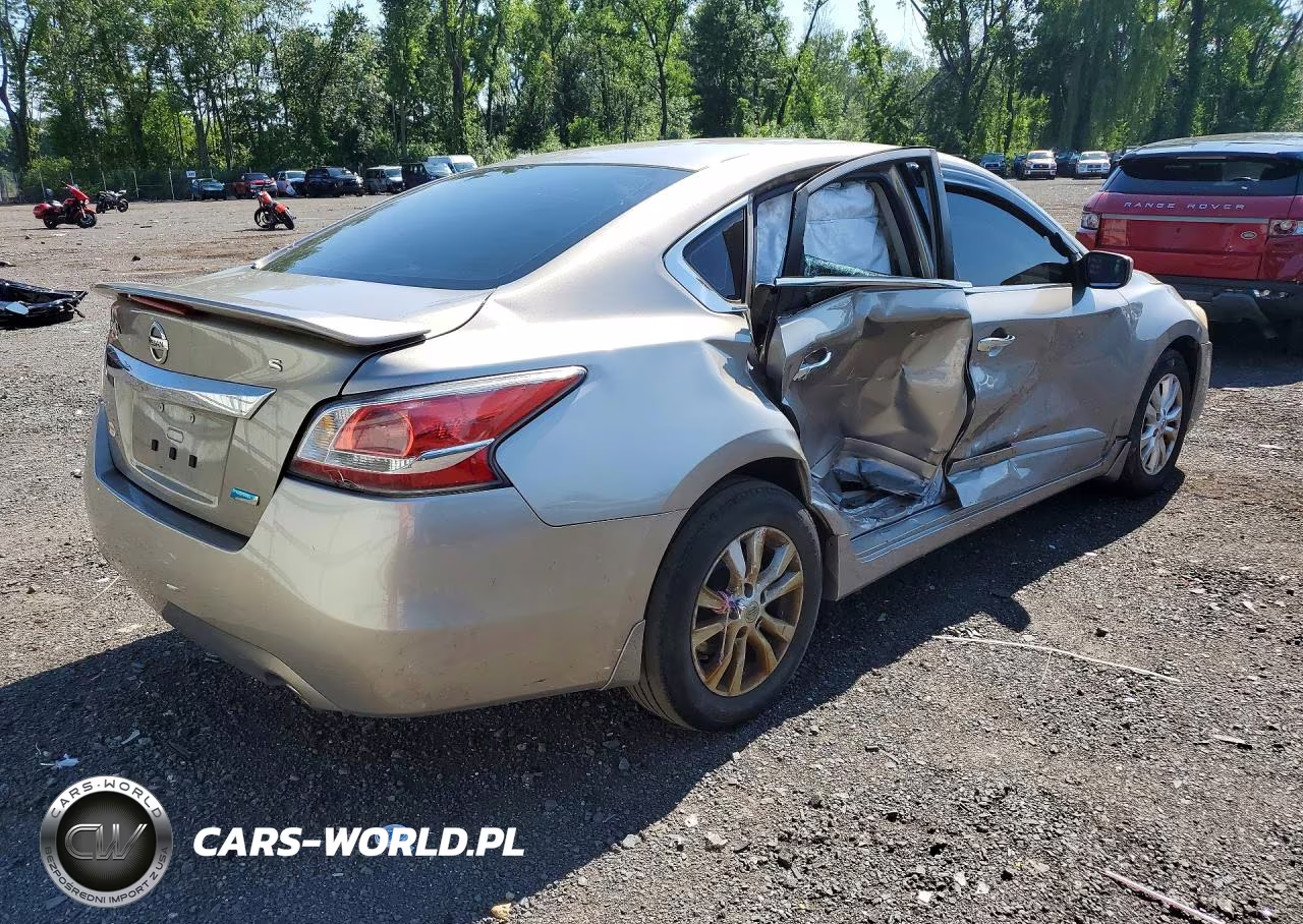 2014 Nissan Altima 2.5 S VIN:1N4AL3AP2EC277995 - 3