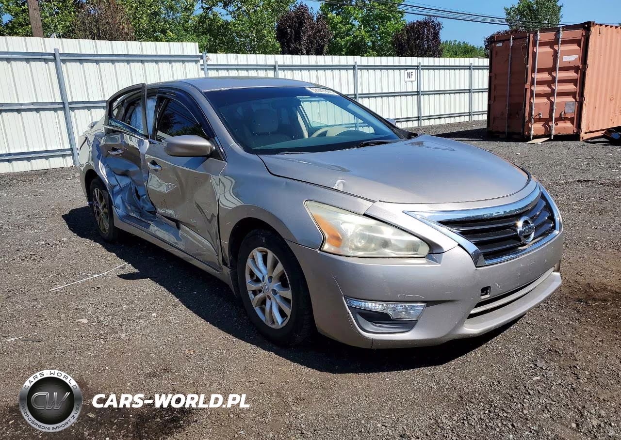 2014 Nissan Altima 2.5 S VIN:1N4AL3AP2EC277995 - 4