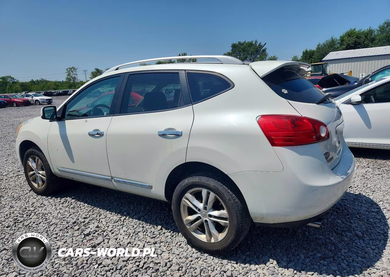 2013 Nissan Rogue S VIN:JN8AS5MV1DW646849 - 2