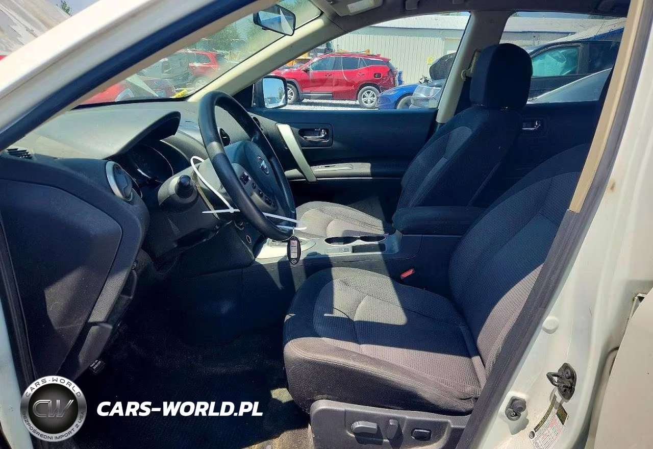 2013 Nissan Rogue S VIN:JN8AS5MV1DW646849 - 7