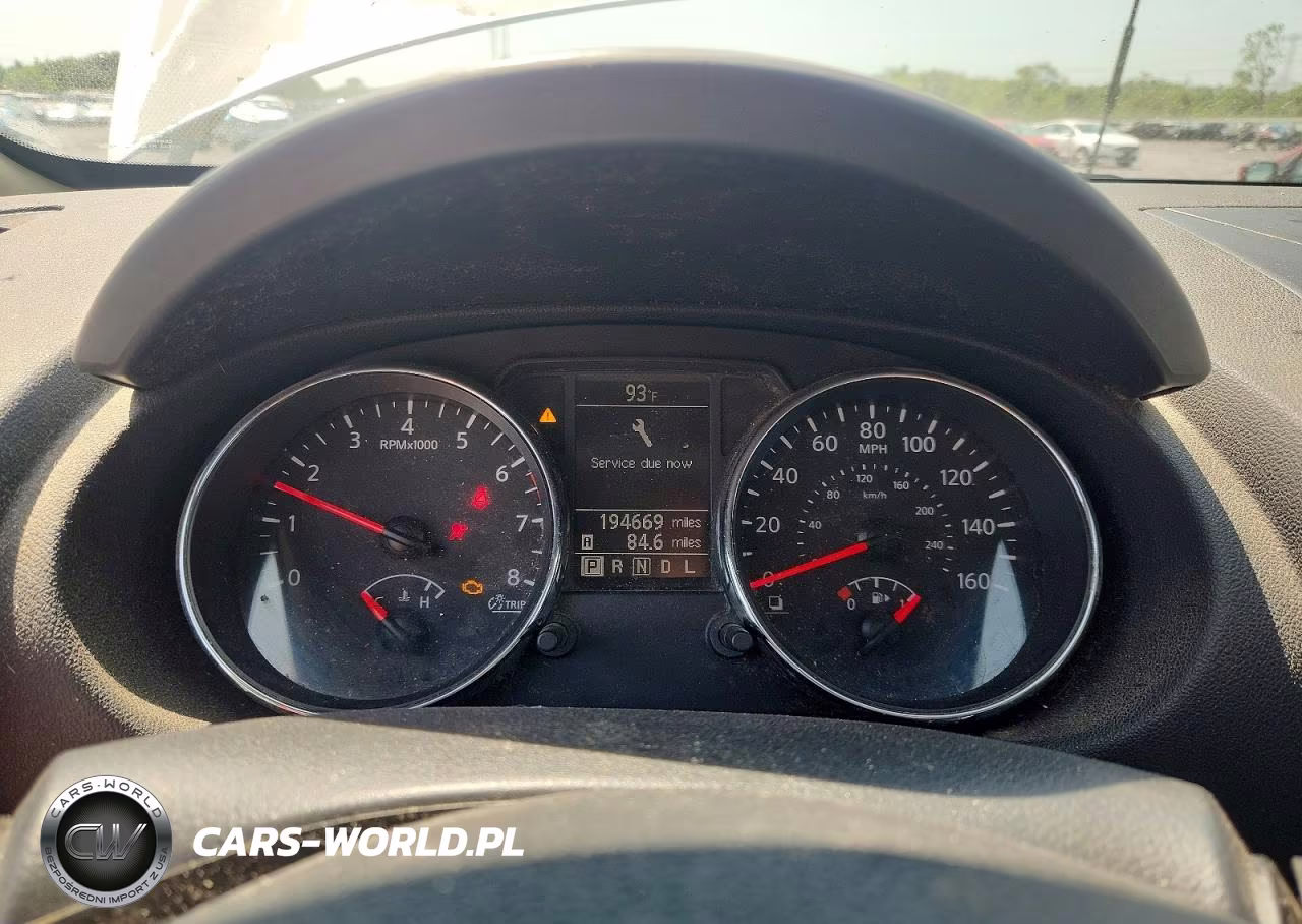 2013 Nissan Rogue S VIN:JN8AS5MV1DW646849 - 9
