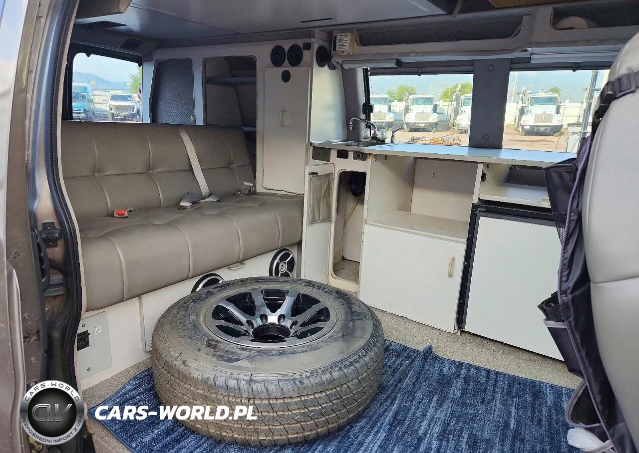 1999 Chevrolet Express G3500 VIN:1GCHG35R8X1107292 - 6