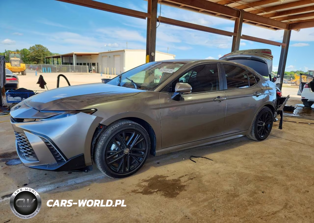 2025 Toyota Camry Se VIN:4T1DAACKXSU544577 - 1