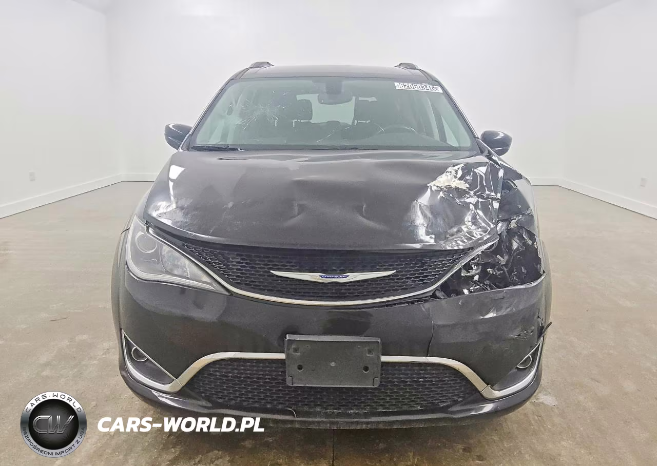 2019 Chrysler Pacifica Touring L VIN:2C4RC1BG3KR731688 - 5