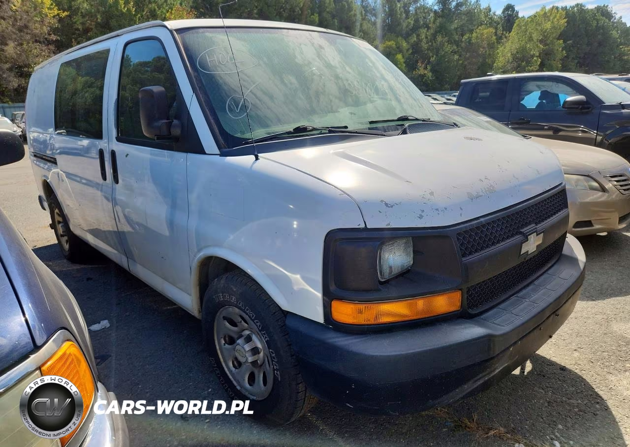 2012 Chevrolet Express G1500 Delivery Van VIN:1GCSGAFX6C1177732 - 4