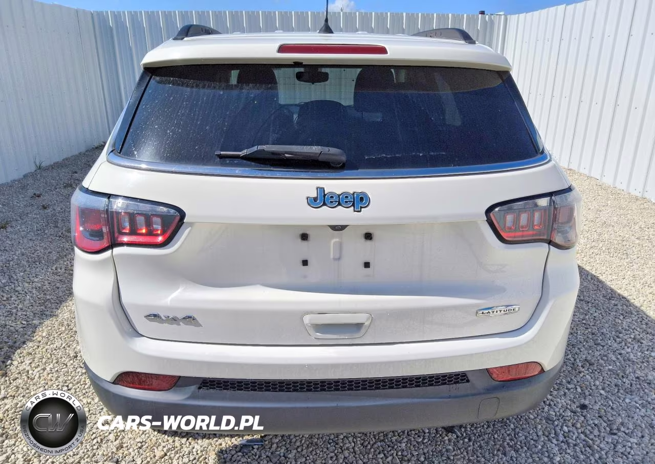 2018 Jeep Compass Latitude VIN:3C4NJDBB5JT138839 - 6
