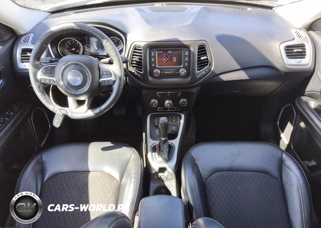 2018 Jeep Compass Latitude VIN:3C4NJDBB5JT138839 - 8