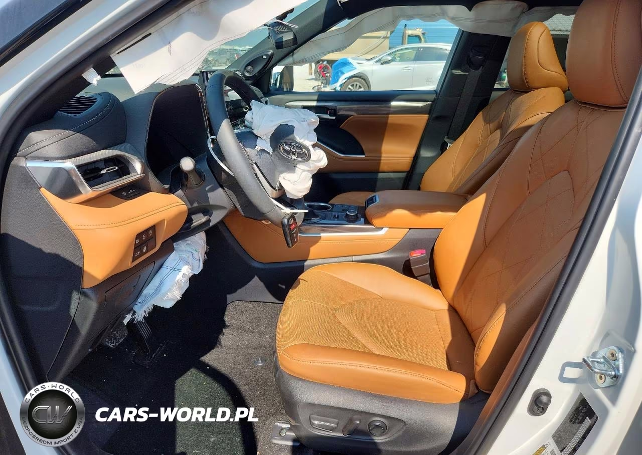 2025 Toyota Highlander Platinum VIN:5TDKDRBH9SS580255 - 7