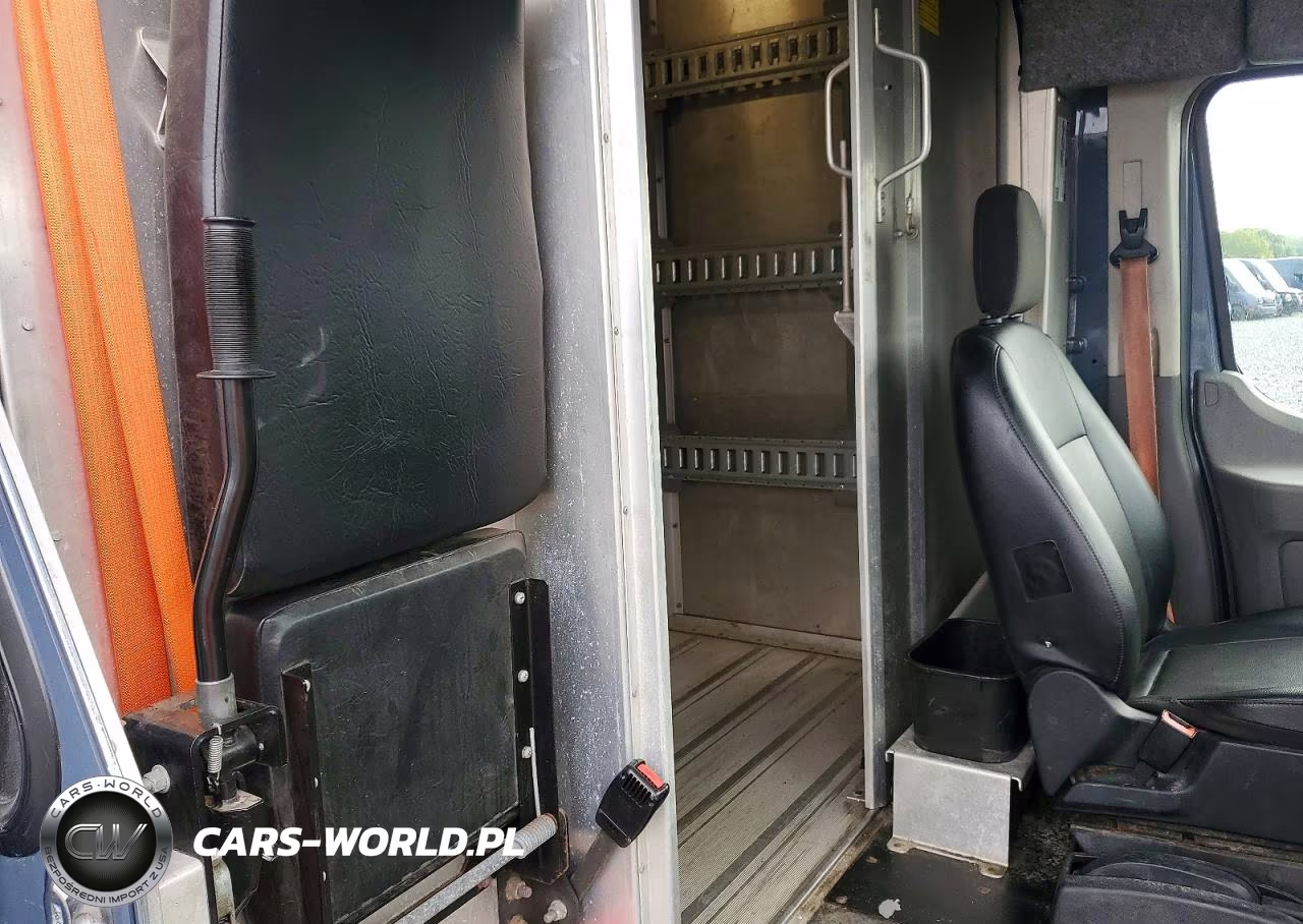 2021 Ford Transit Delivery Truck VIN:1FDDF6P86MKA97063 - 11