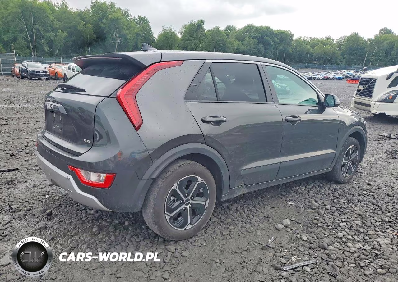 2026 Kia Niro Lx VIN:KNDCP3LE2T5322969 - 3