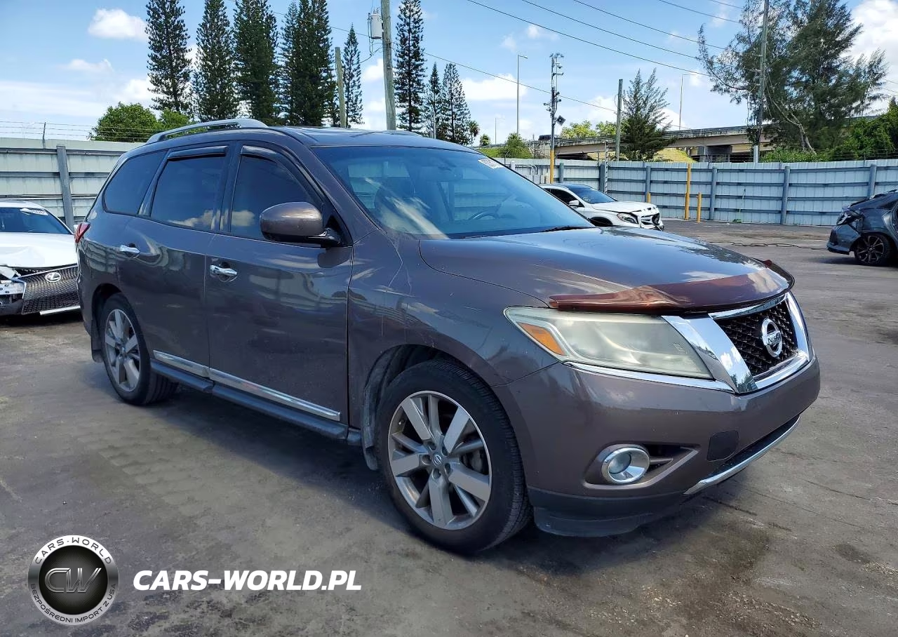2015 Nissan Pathfinder Platinum VIN:5N1AR2MN5FC626643 - 4
