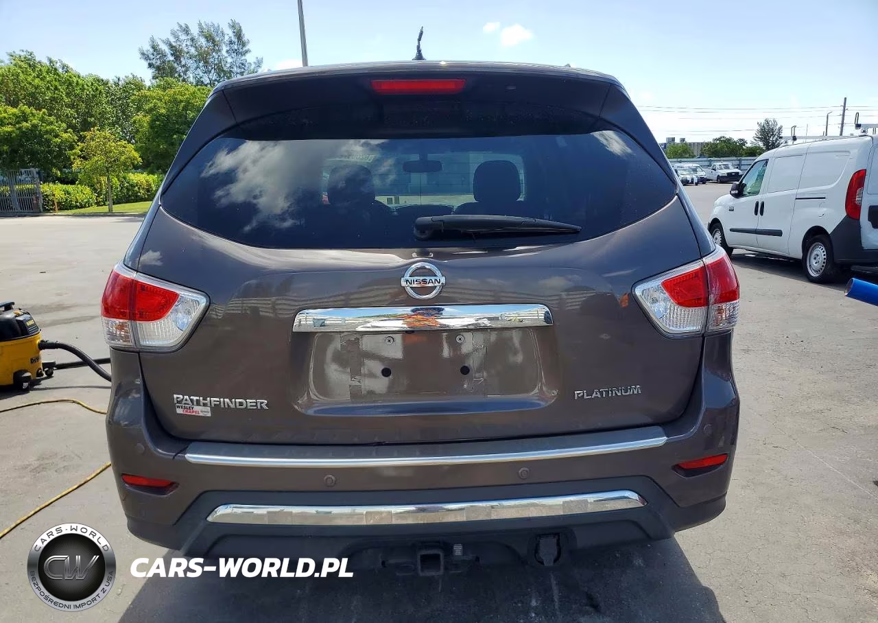 2015 Nissan Pathfinder Platinum VIN:5N1AR2MN5FC626643 - 6