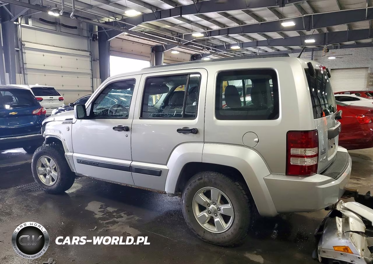 2011 Jeep Liberty Sport VIN:1J4PN2GK4BW555997 - 2