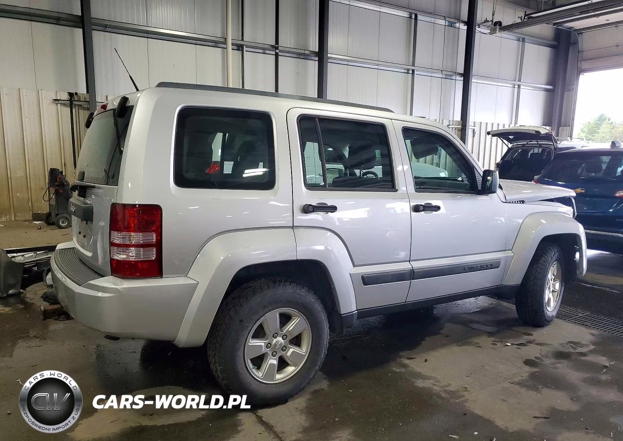 2011 Jeep Liberty Sport VIN:1J4PN2GK4BW555997 - 3