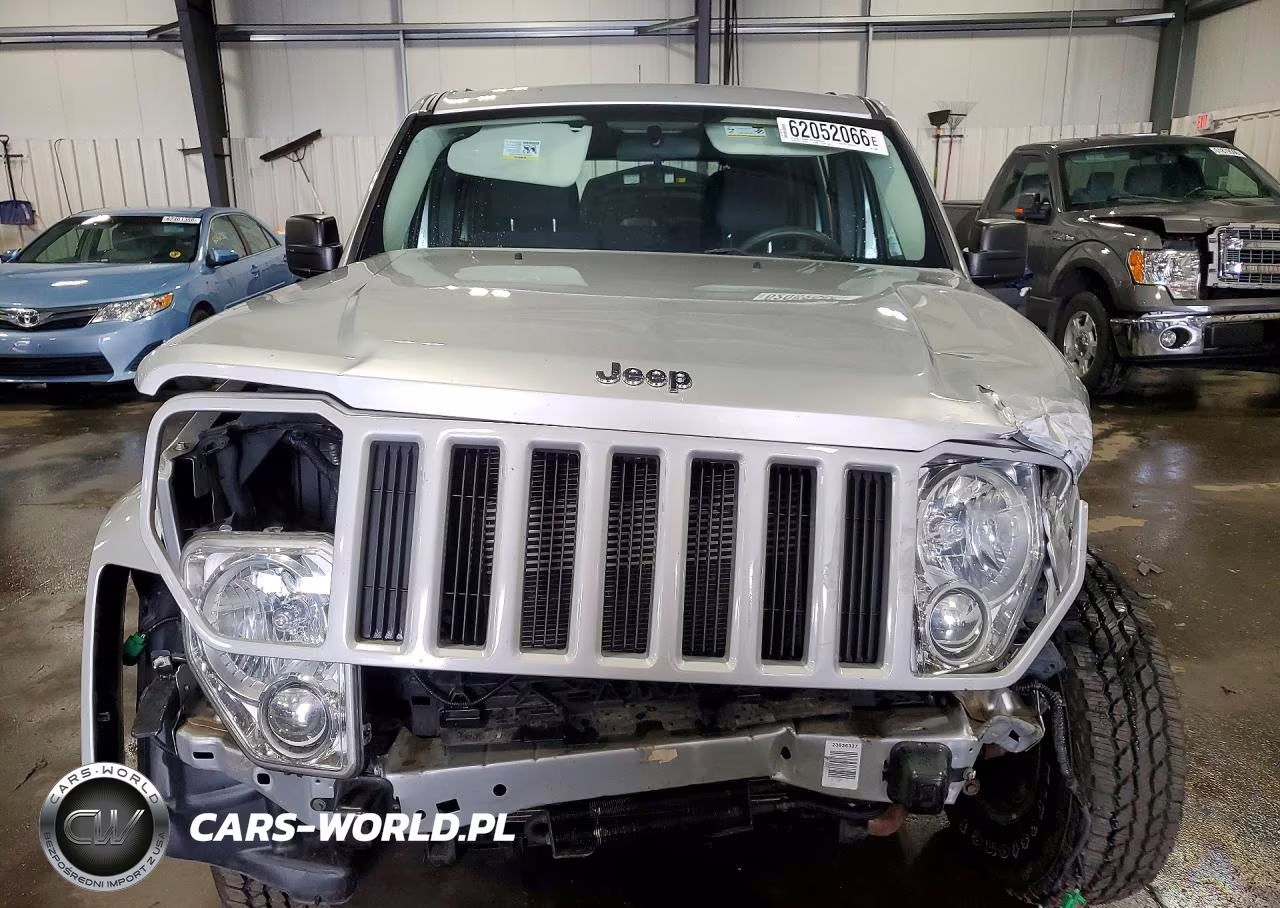 2011 Jeep Liberty Sport VIN:1J4PN2GK4BW555997 - 5