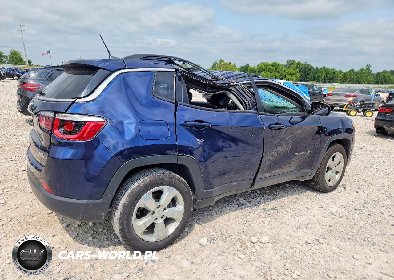 2020 Jeep Compass Latitude VIN:3C4NJDBB4LT117502 - 3