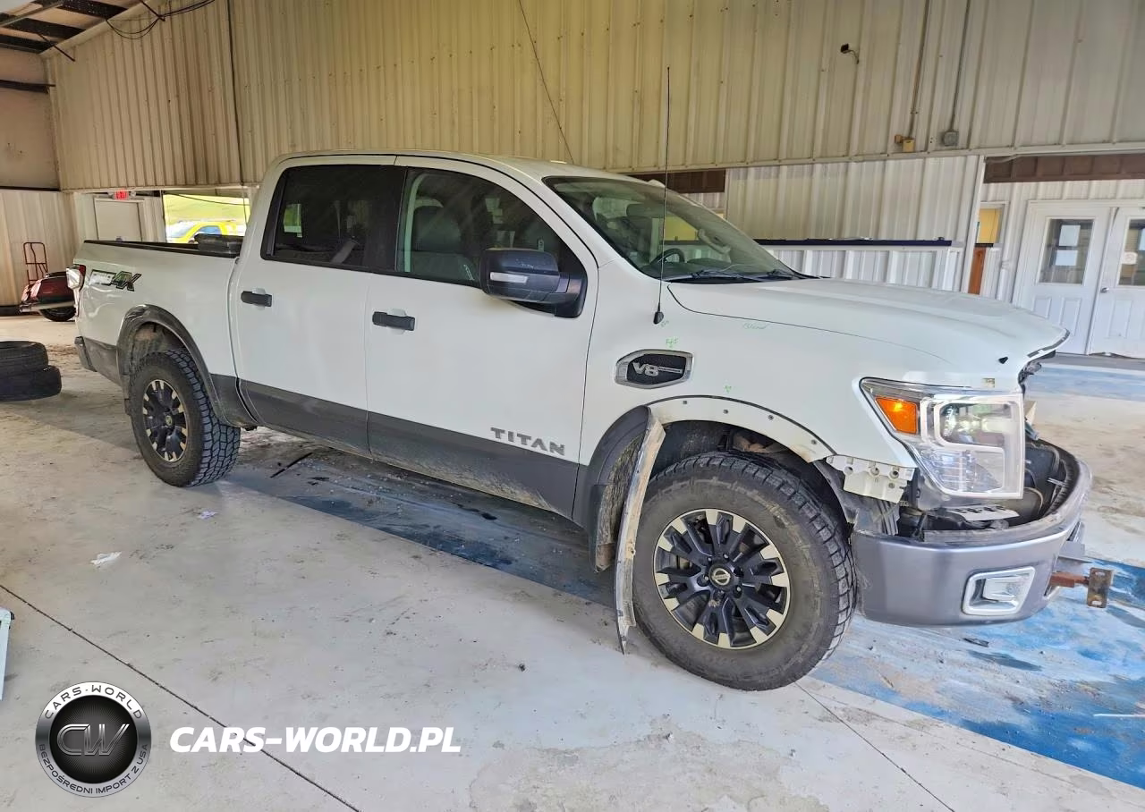 2017 Nissan Titan Pro-4X VIN:1N6AA1E53HN549246 - 4