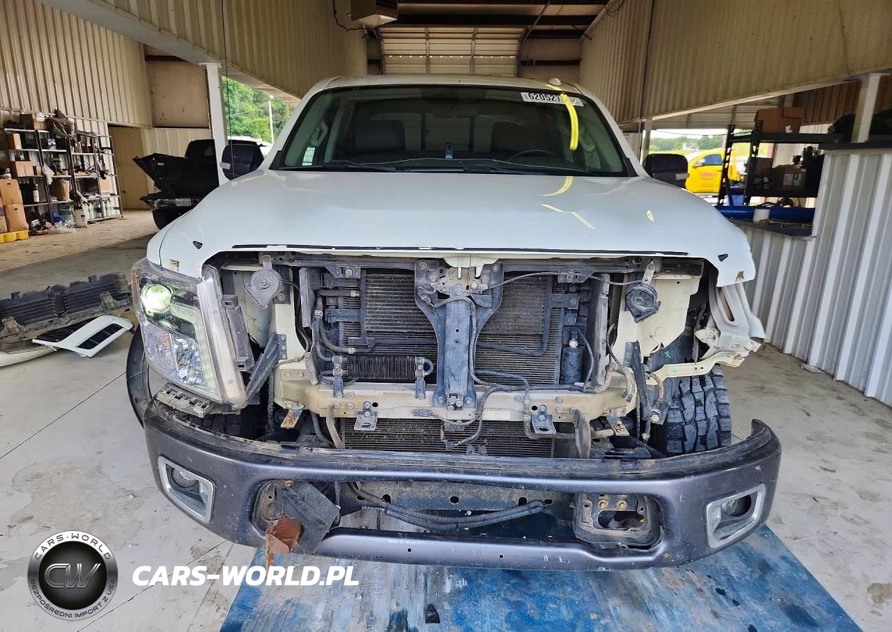 2017 Nissan Titan Pro-4X VIN:1N6AA1E53HN549246 - 5