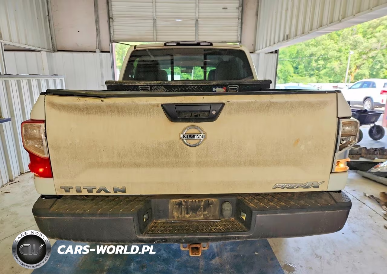 2017 Nissan Titan Pro-4X VIN:1N6AA1E53HN549246 - 6