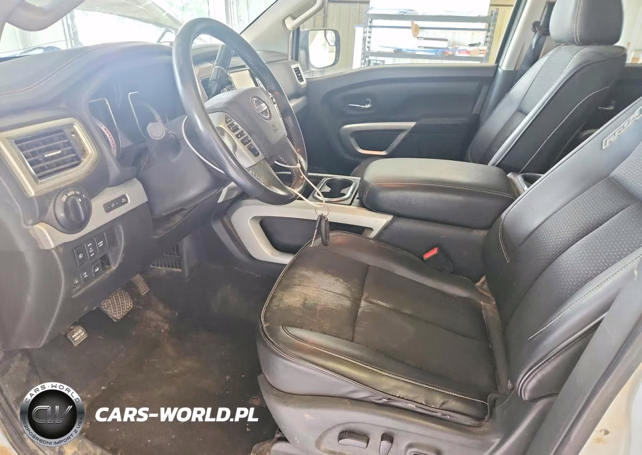 2017 Nissan Titan Pro-4X VIN:1N6AA1E53HN549246 - 7