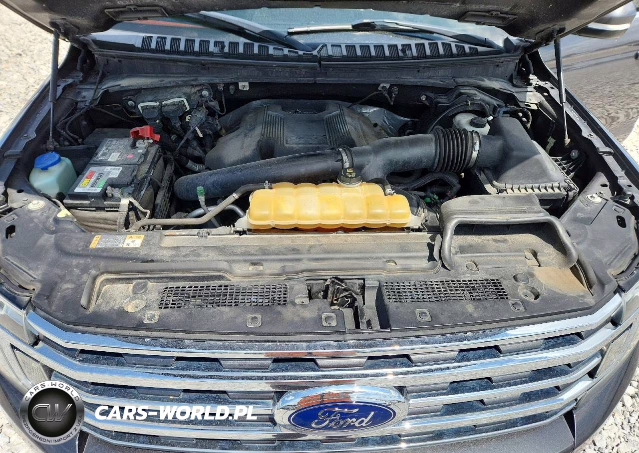 2018 Ford Expedition Max Xlt VIN:1FMJK1JT7JEA07556 - 12