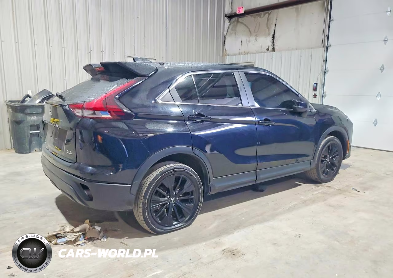 2022 Mitsubishi Eclipse Cross Le VIN:JA4ATVAAXNZ055102 - 3