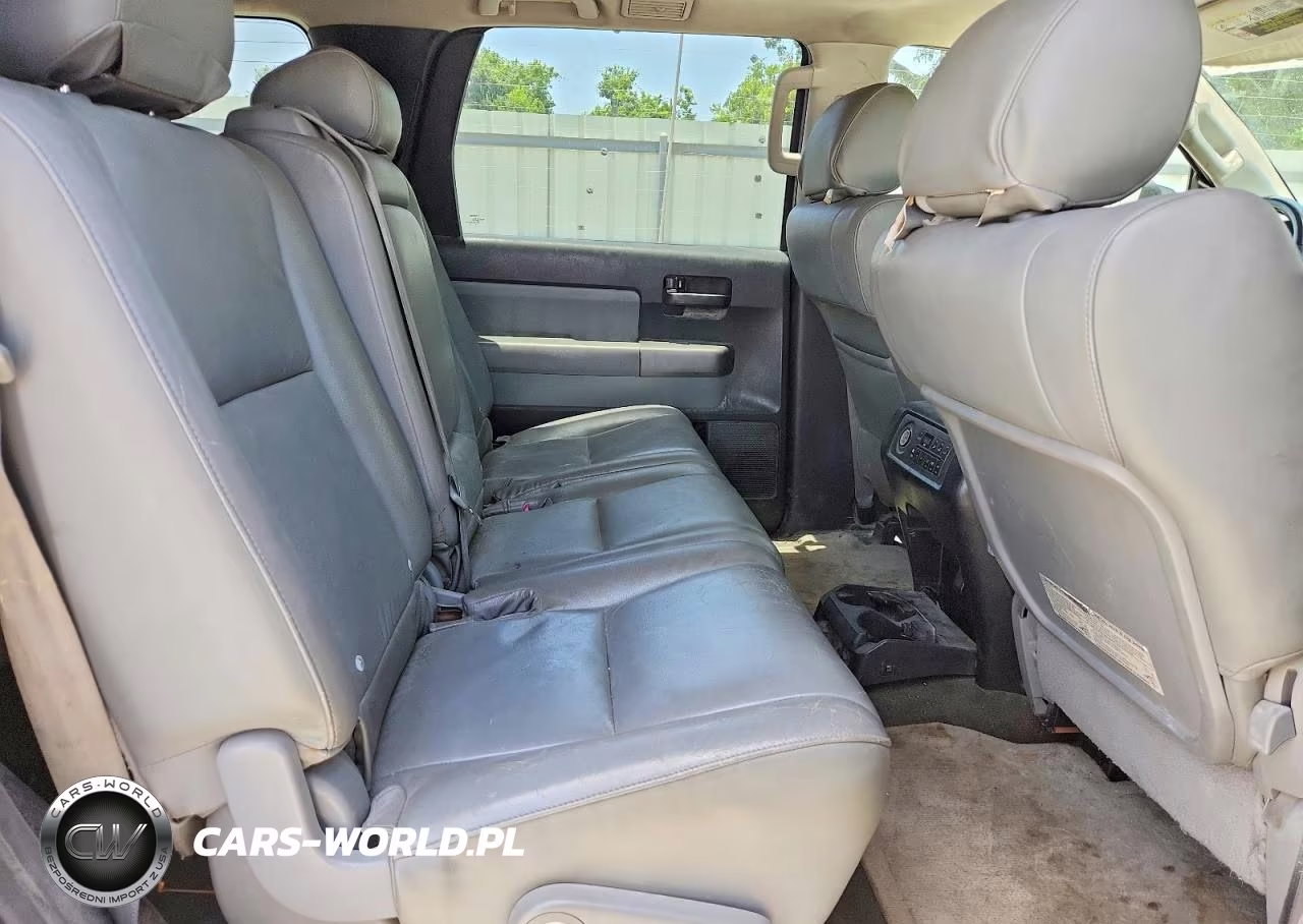 2012 Toyota Sequoia Sr5 VIN:5TDZM5G11CS003742 - 10