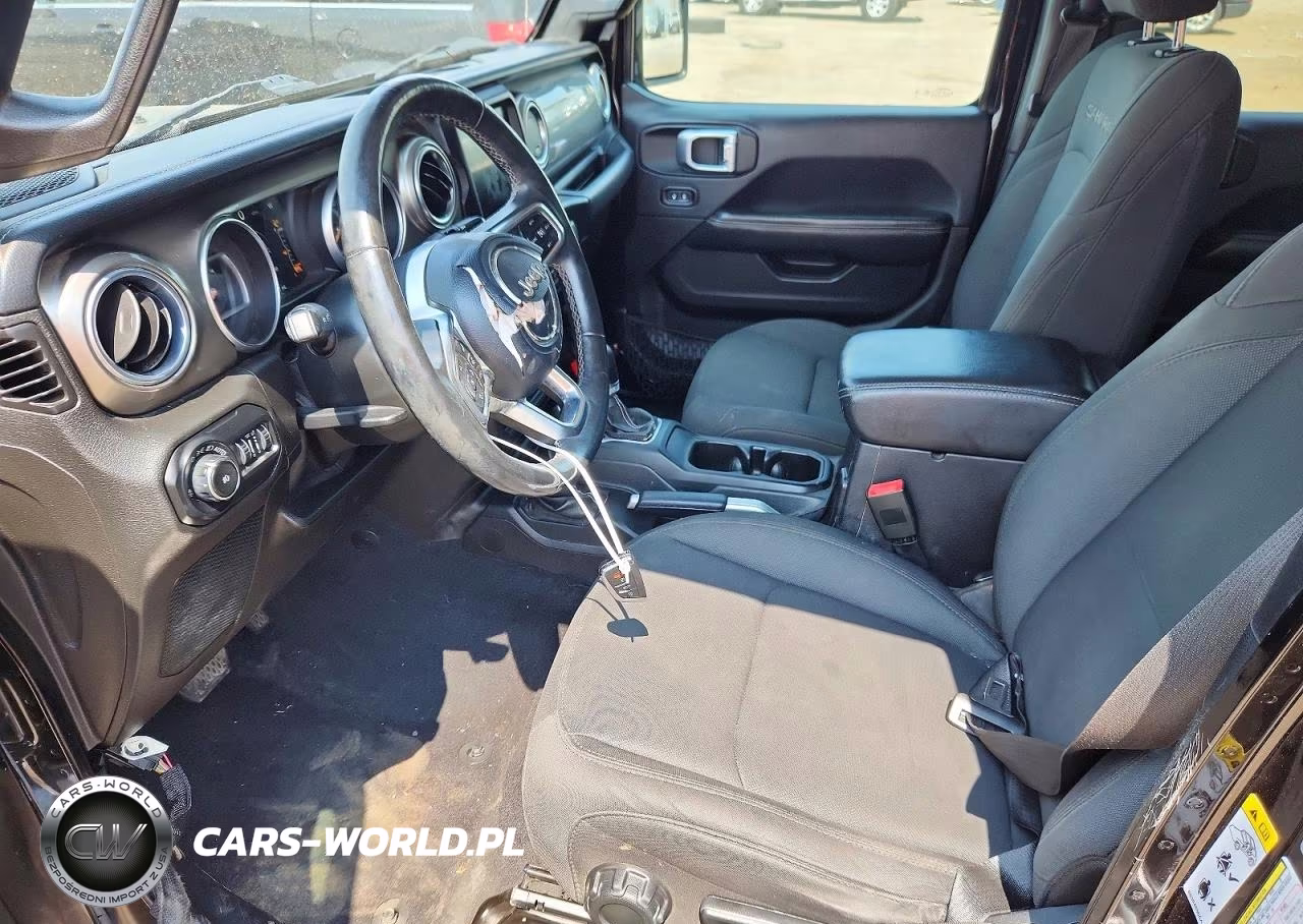 2018 Jeep Wrangler Unlimited Sahara VIN:1C4HJXEN9JW201648 - 7