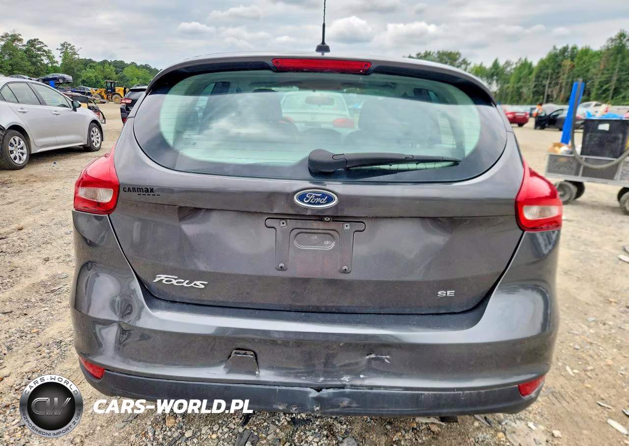 2015 Ford Focus Se VIN:1FADP3K26FL200164 - 6