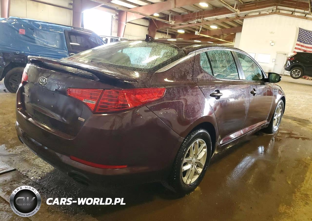 2012 Kia Optima Lx VIN:5XXGM4A76CG052709 - 3