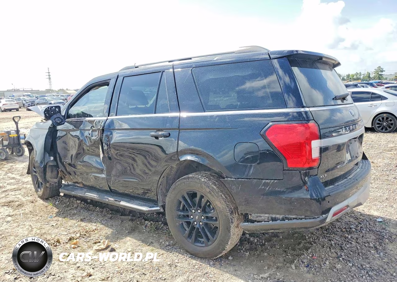 2023 Ford Expedition Xlt VIN:1FMJU1H88PEA26055 - 2