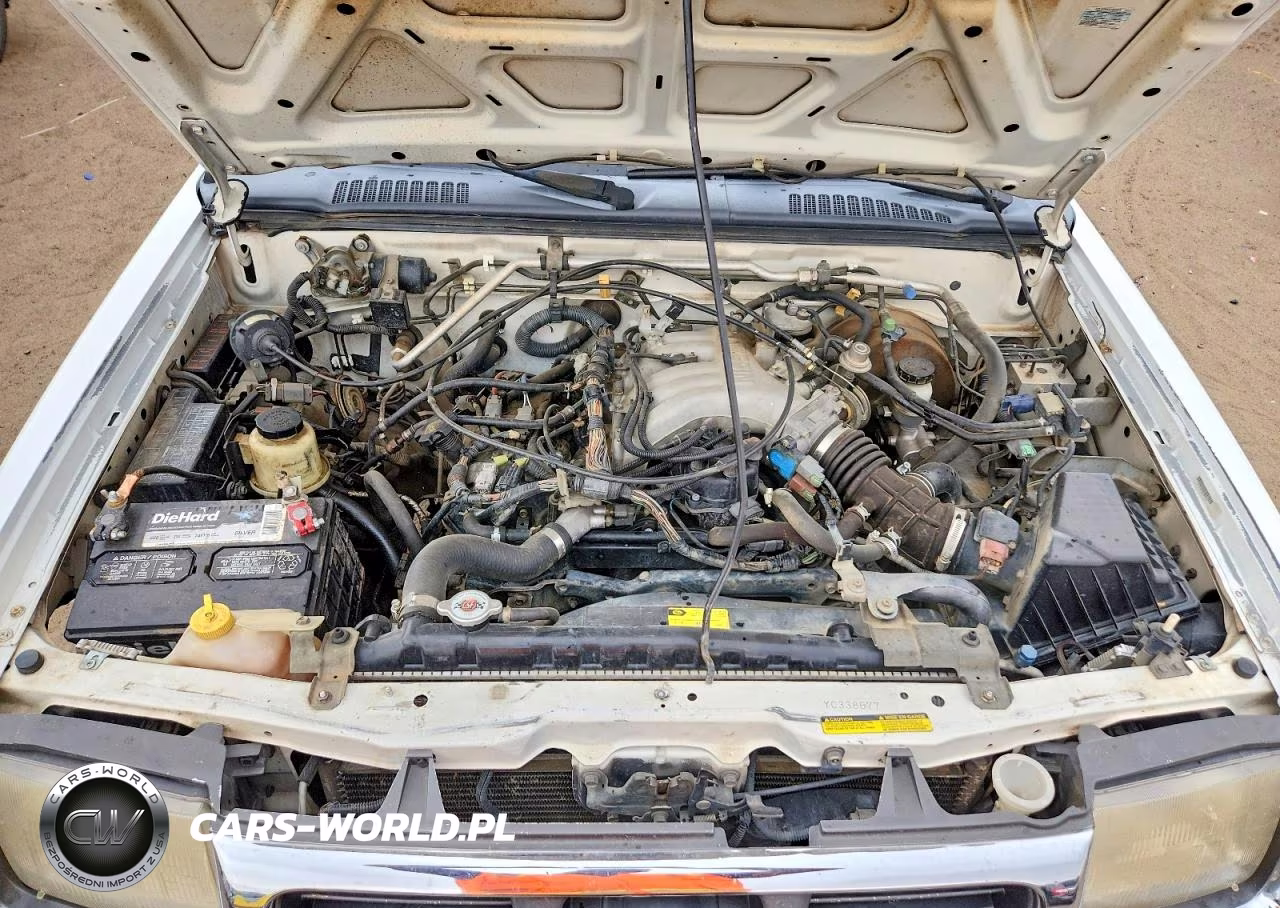 2000 Nissan Frontier Xe VIN:1N6ED27Y3YC338677 - 11