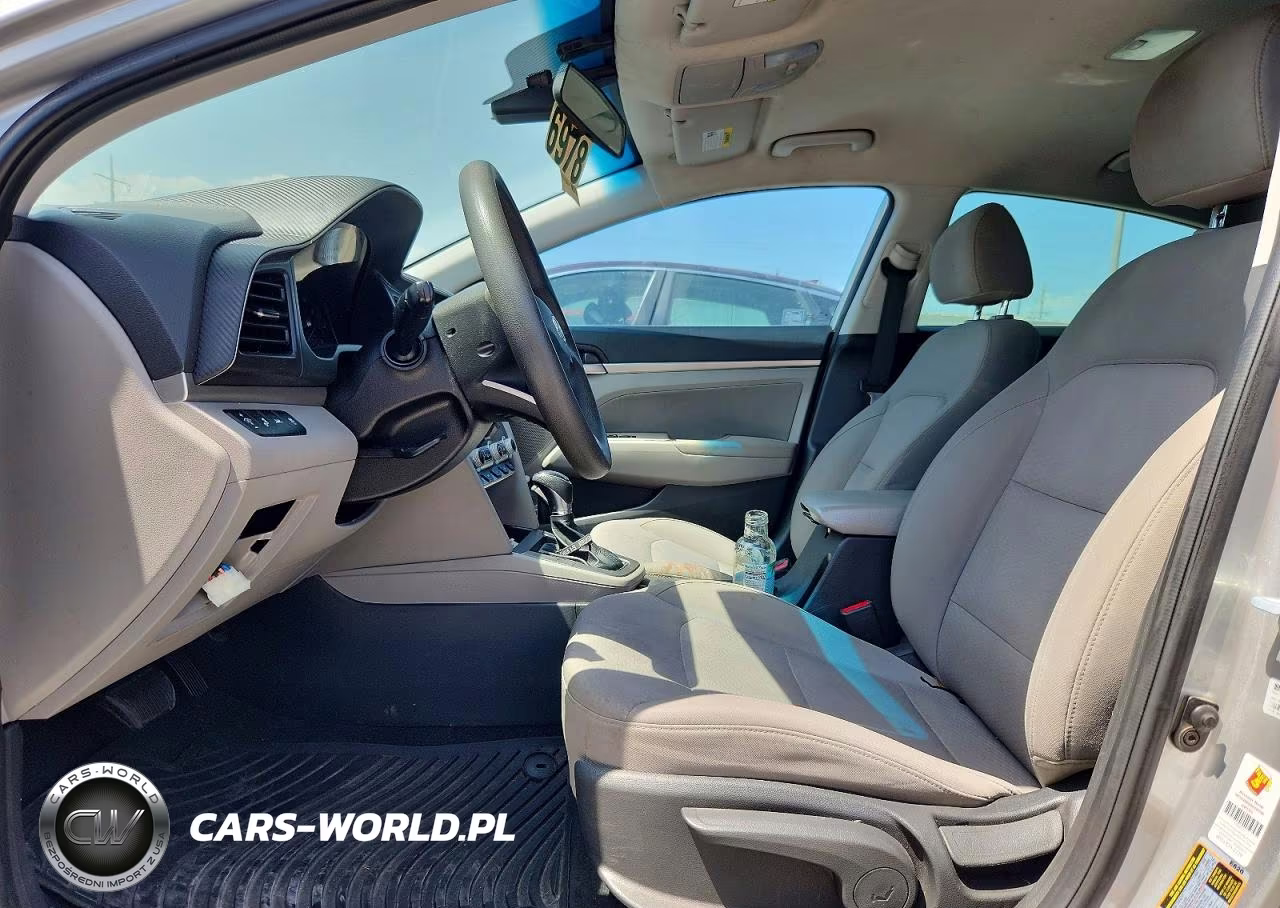 2020 Hyundai Elantra Sel VIN:5NPD84LF0LH588443 - 7