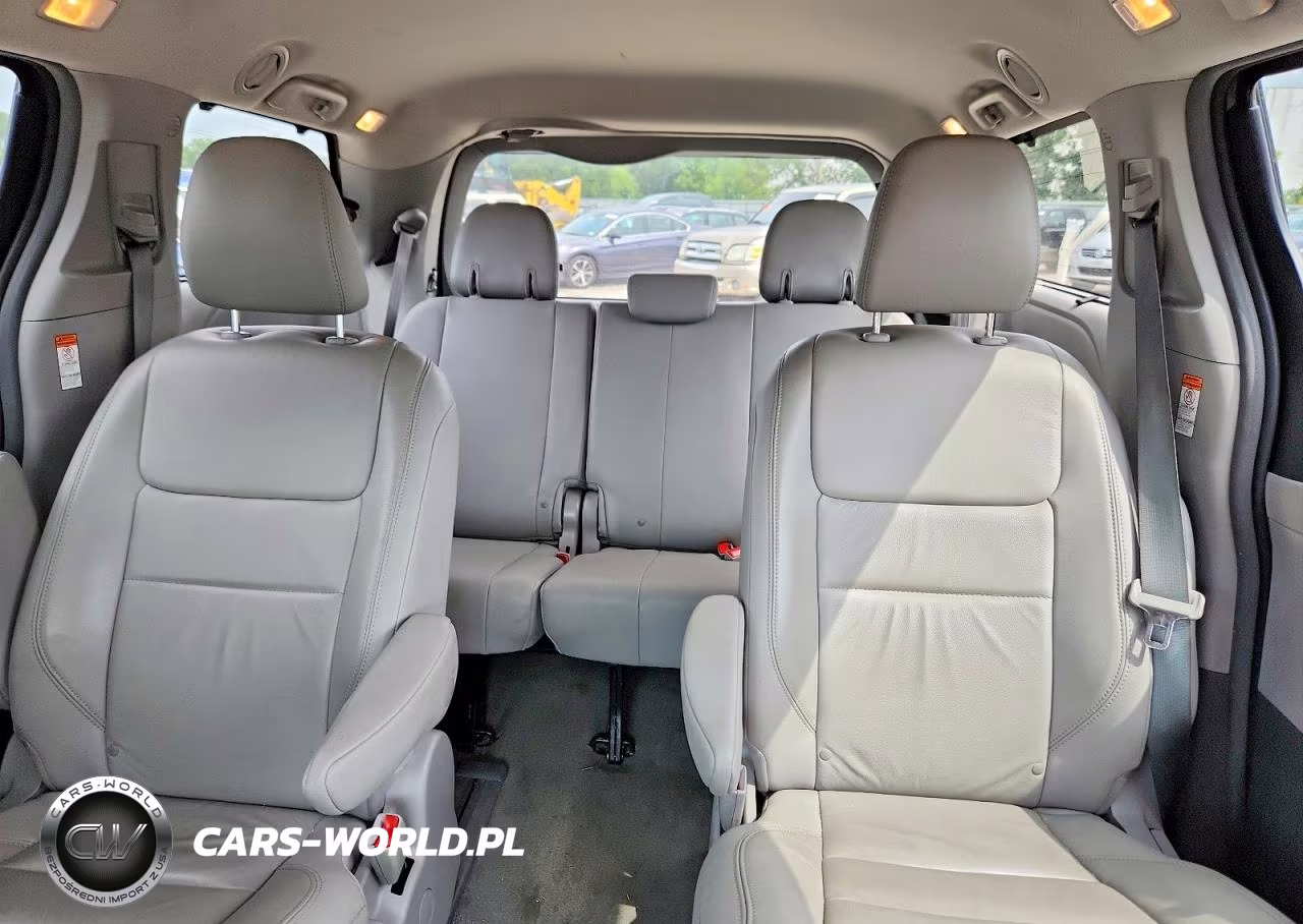 2018 Toyota Sienna Xle 7-Passenger VIN:5TDDZ3DC3JS207395 - 10