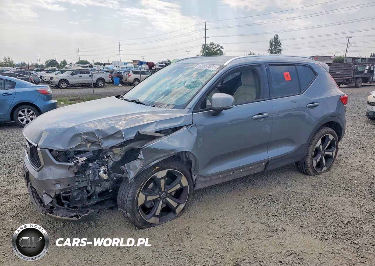 2019 Volvo Xc40 T5 Momentum