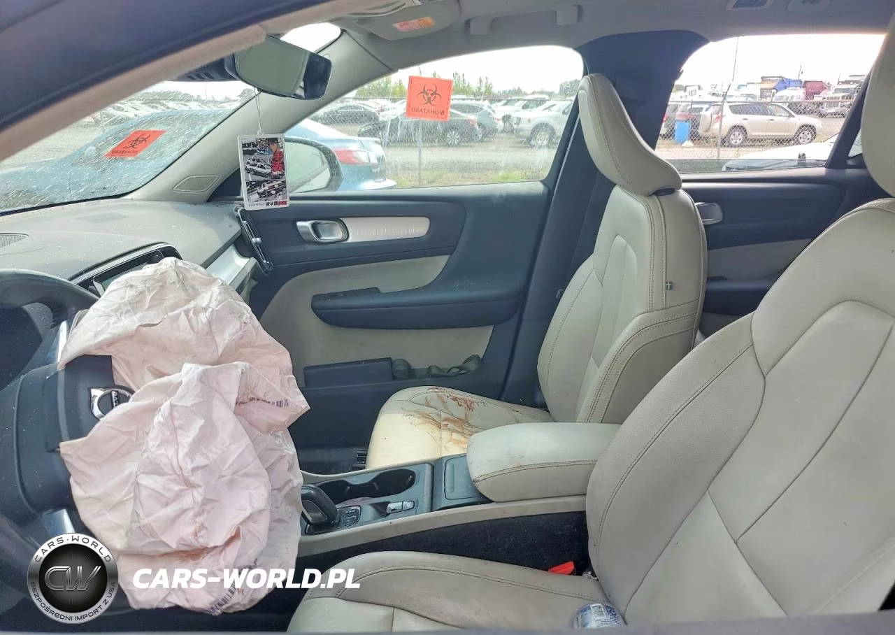 2019 Volvo Xc40 T5 Momentum VIN:YV4162UK4K2139384 - 7