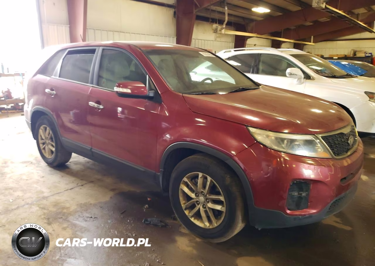 2015 Kia Sorento Lx VIN:5XYKT3A66FG581768 - 4