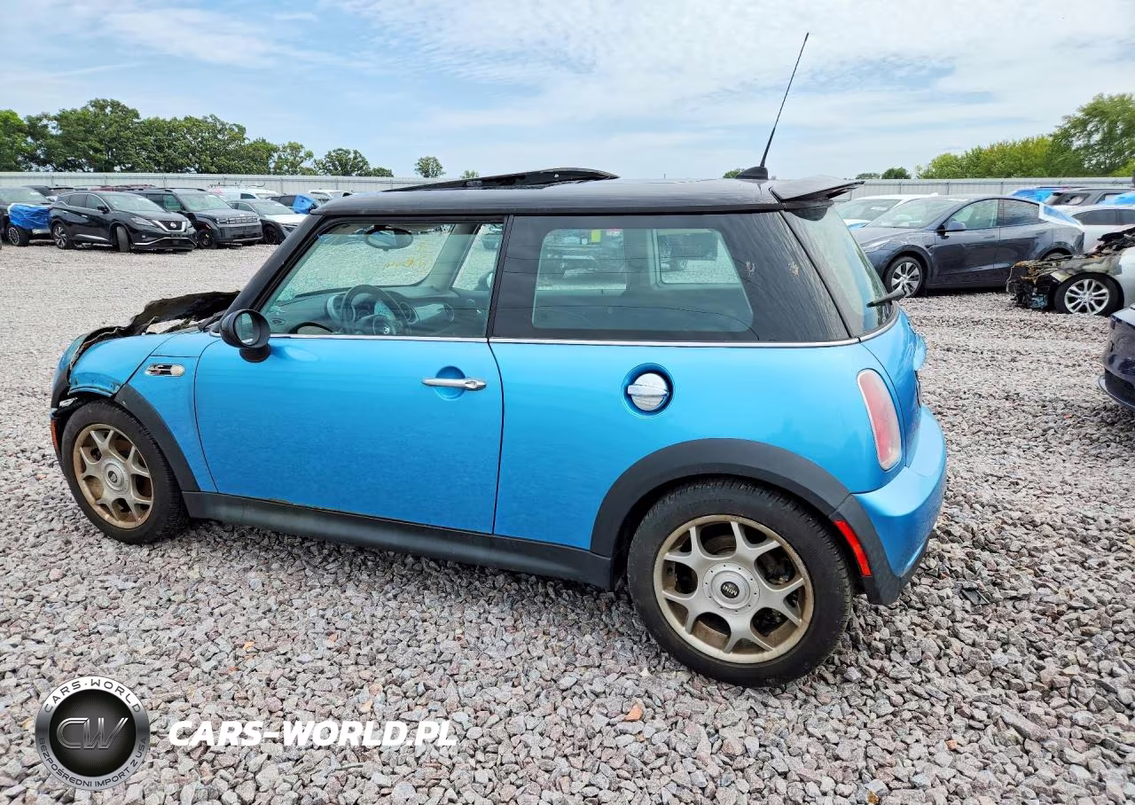 2005 Mini Cooper S VIN:WMWRE33495TD98713 - 2